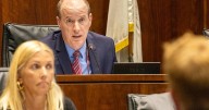 Oversight panel objects to new Illinois prison mail policy
