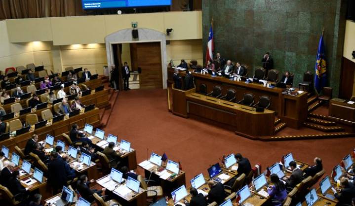 Por falta de quorum: Cámara Baja rechazó reforma constitucional que regulaba dieta de expresidentes de la República
