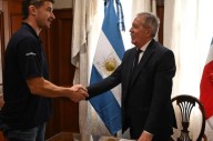 El jefe de Gabinete firmó un convenio de cooperación con la Fundación Dignamente