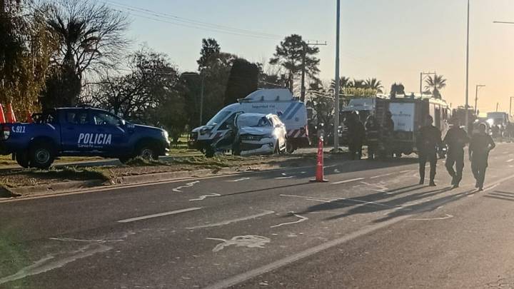 Accidente fatal en Ruta 19: un fallecido y dos personas graves tras un choque