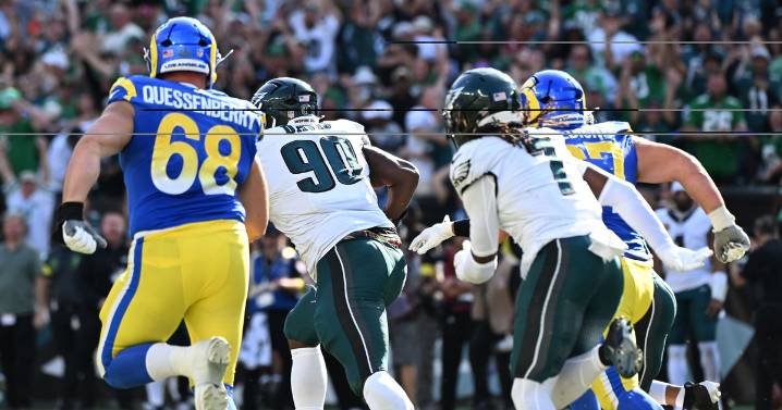 Eagles film review: Jalen Carter's and Jordan Davis' blocked field goals
