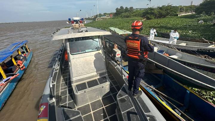 Esto es lo que se sabe del ataque a disparos de la Armada a lancha donde iba alcaldesa de Mosquera; hay un muerto