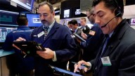 Los bonos argentinos caen tras el anuncio de controles cambiarios del Banco Central