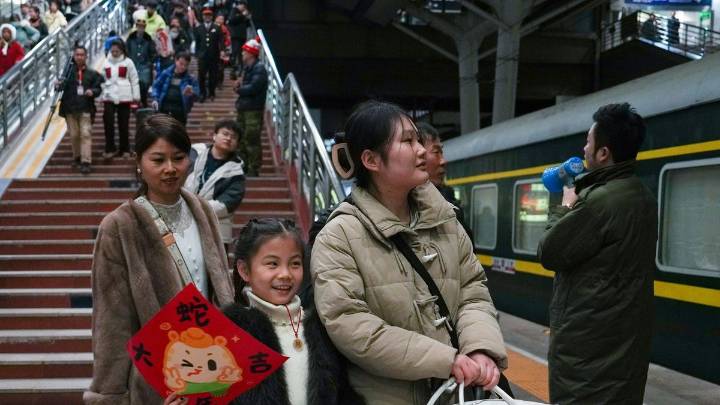 China censura a los pesimistas en internet