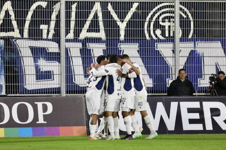 El marplatense Bonifacio selló la clasificación de Independiente Rivadavia a semifinales