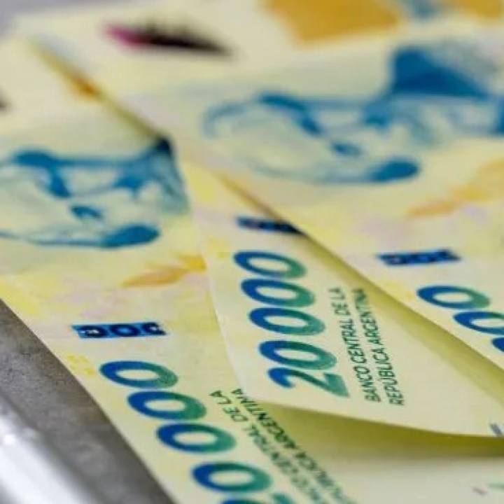 Efecto supertasas: cayó el crédito a empresas por primera vez en más de un año y golpea la actividad