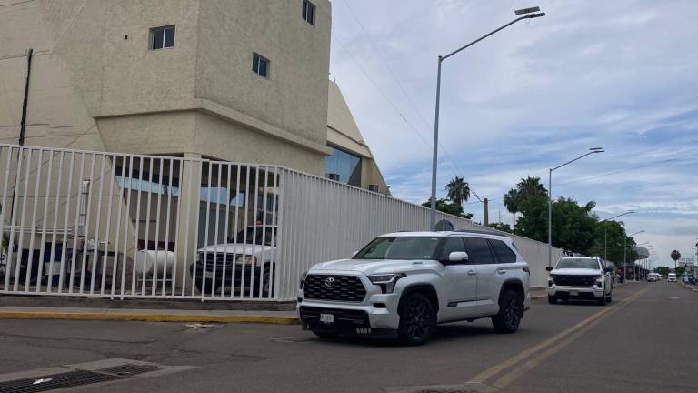 Arriba la Presidenta Claudia Sheinbaum a Mazatlán