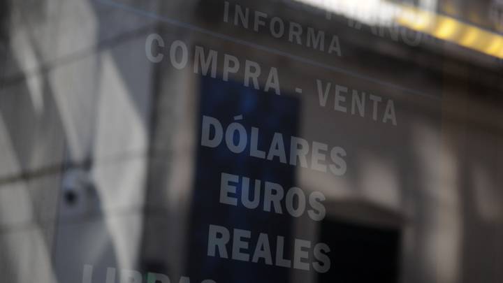 El dólar en el techo y el riesgo en las nubes