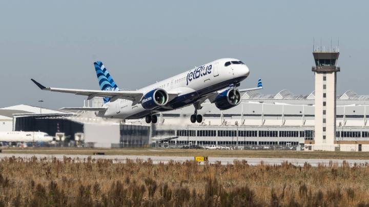 JetBlue Becomes Airline Launch Customer For Amazon's Satellite Wi