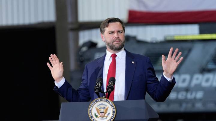 JD Vance Defends Brendan Carr After Threat To ABC Over Jimmy Kimmel