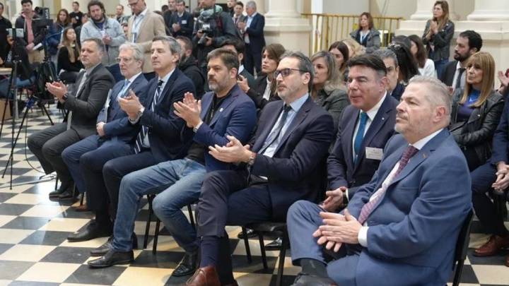 Elecciones bonaerenses: la Junta Electoral comenzó el escrutinio definitivo