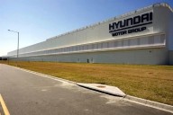 Busca SRE mexicanos tras redada en Hyundai