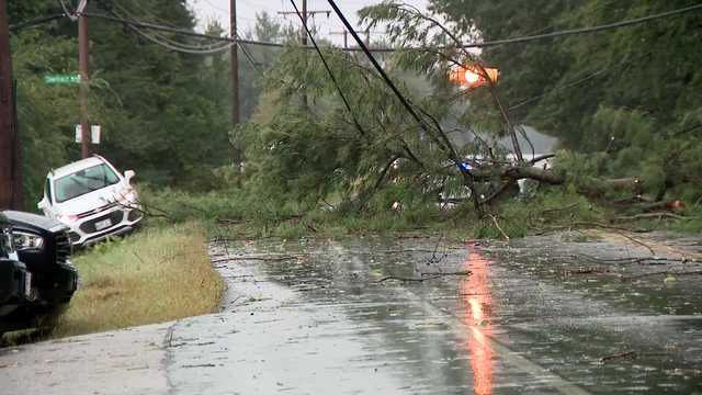 Storms cause damage in parts of New Hampshire, thousands temporarily lose power