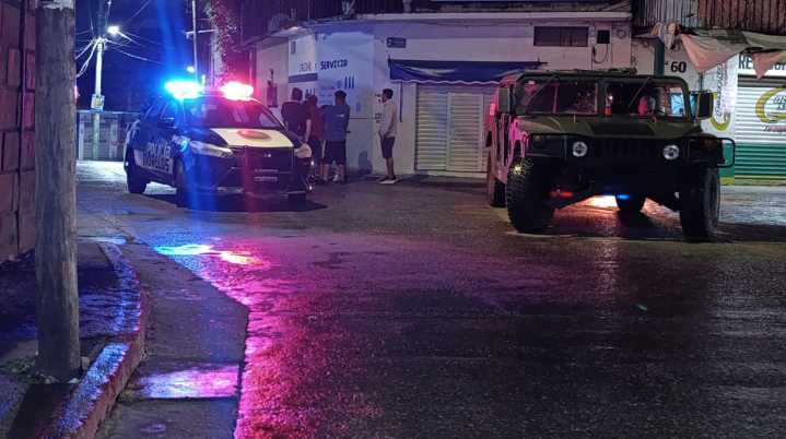 Huyen sujetos en moto tras asesinar a hombre