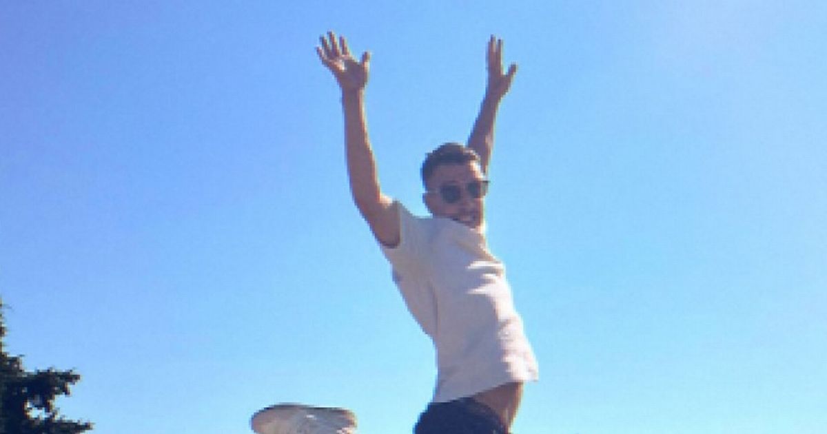 Coronation Street's Ryan Connor star sends 'thank you' message after ditching UK with co