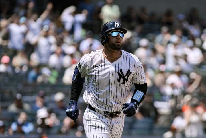 Yankees promote premium defensive catcher with extra roster spot