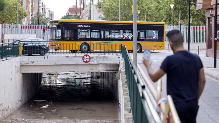 Valencia afronta un martes con alertas naranjas y amarillas, mientras Baleares registra decenas de incidencias por inundaciones
