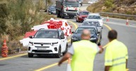 Varios vehículos circulan por la antigua Nacional 323 tras el desvío por las obras de Rules