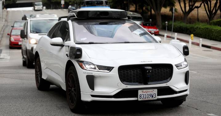 Can driverless cars get tickets? What happened when Bay Area police pulled over a Waymo