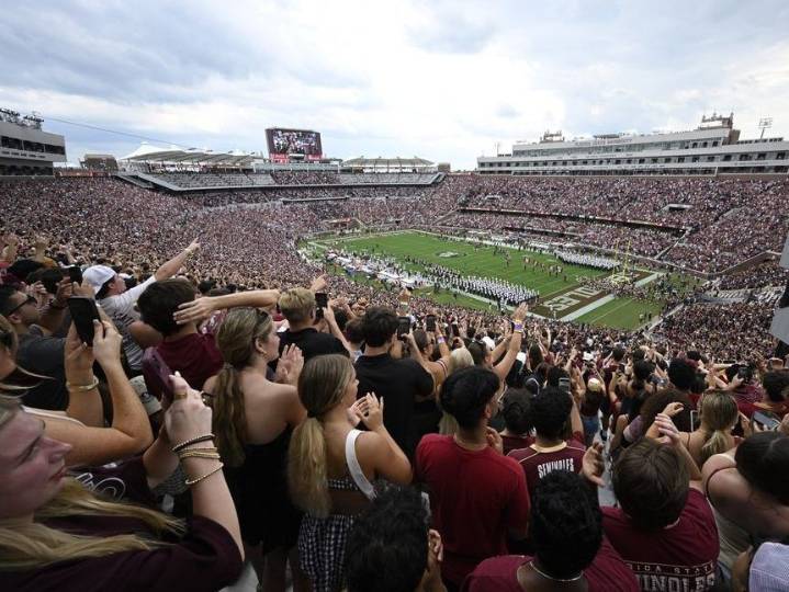 FSU freshman linebacker in intensive care after shooting
