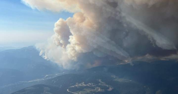 B.C. wildfires force more evacuations, local state of emergency