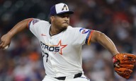 García se lució en su regresó al montículo apoyado con jonrón de Altuve (+ video)