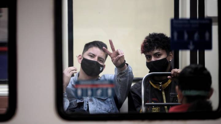 Más golpes, pellizcos y mordiscos: la pandemia del covid agravó las autolesiones en adolescentes