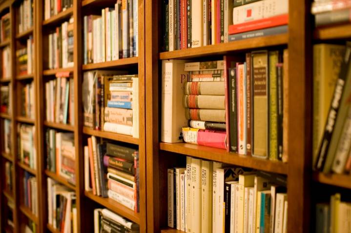 Australian writers shocked and ‘disgusted’ by closure of 85-year