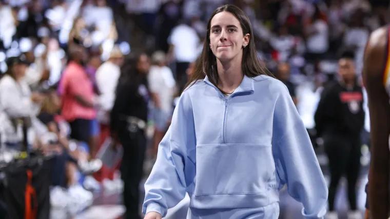 Caitlin Clark fans call out WNBA for Paige Bueckers Rookie of the Year treatment