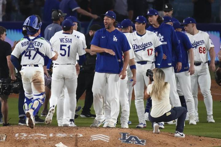 Dodgers great Clayton Kershaw to pitch his last regular-season game – Winnipeg Free Press