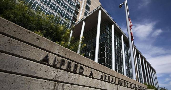 Colorado’s federal trial court proposes ban on ‘smart glasses’