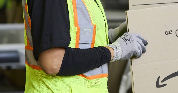Amazon Australia seasonal jobs: Looking for a new or second job? 1800 opportunities just opened up