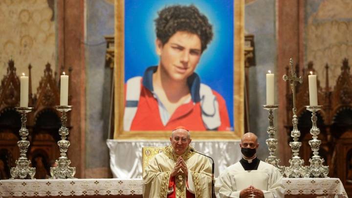El influencer de Dios: El Papa canonizará este domingo a Carlo Acutis, el primer santo millennial