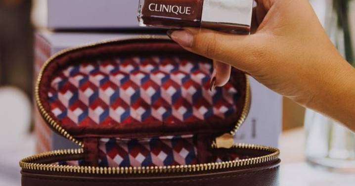 Lonbali x Clinique o cómo hacer que el bolso más en tendencia del otoño vaya a juego con tu maquillaje