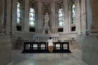 Church windows are weak point in security of Catholic parishes, experts say