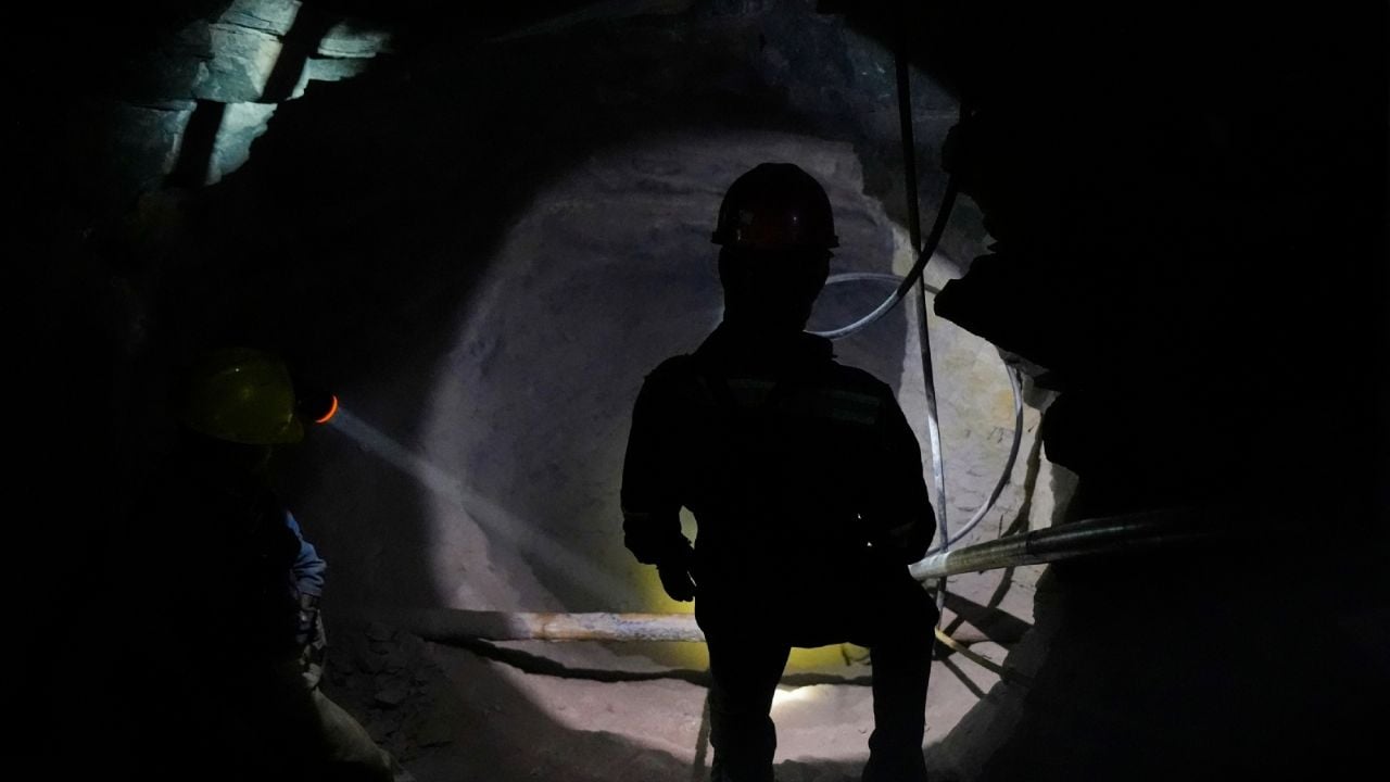 El auge del mercurio en México: mineros arriesgan su salud y provocan daños al ambiente