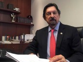 Conceden licencia a Napoleón Gómez Urrutia para separarse del cargo de diputado
