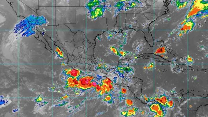¿Se Formará el Ciclón Tropical Narda? Así Avanza Baja Presión Cerca de México; Estados en Riesgo