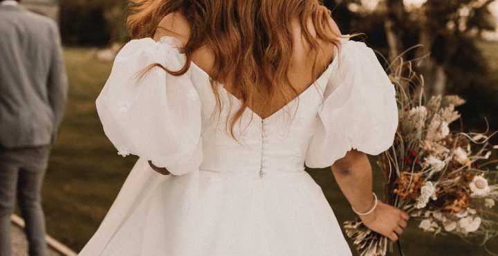 Massachusetts Bride-To-Be Helped Police Catch Alleged Car Thief Escaping With Her Wedding Dress