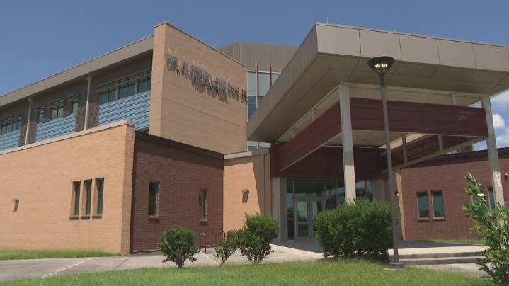 Lower Ninth Ward leaders rally to reopen MLK High School