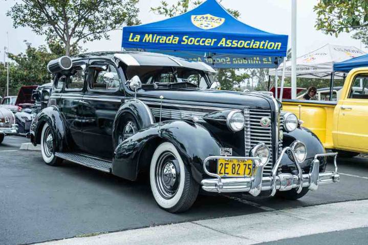 Norwalk station holds car show for fallen officers