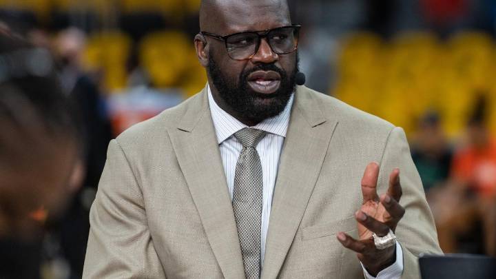Shaquille O'Neal 'checks in on 'Kobe Bryant's mom every month