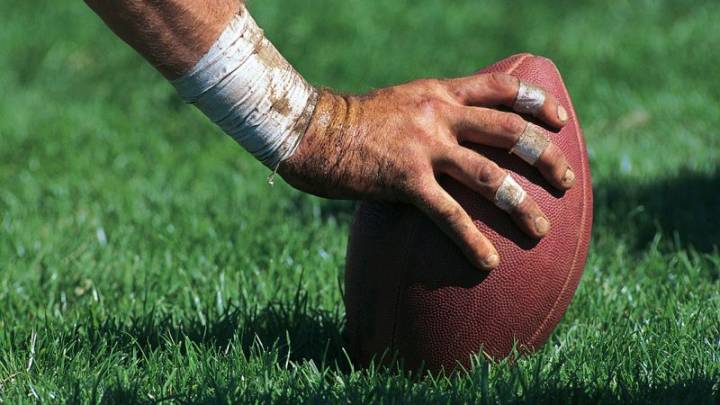 Little Rock police detail parking for Razorback v. Red Wolves game on Saturday