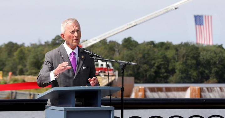 Van Drew, local officials cut ribbon on new Lake Lenape Dam