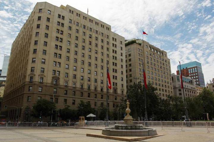 Presupuesto 2026 tendrá recortes en 12 de 16 regiones de Chile