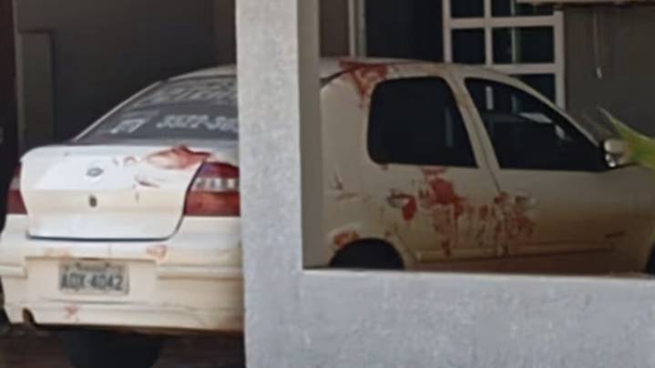 Pescó a su mujer con otro, lo mató y la obligó a limpiar todo