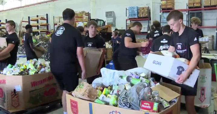 St Thomas More High School students tackle hunger with annual Canstruction food drive