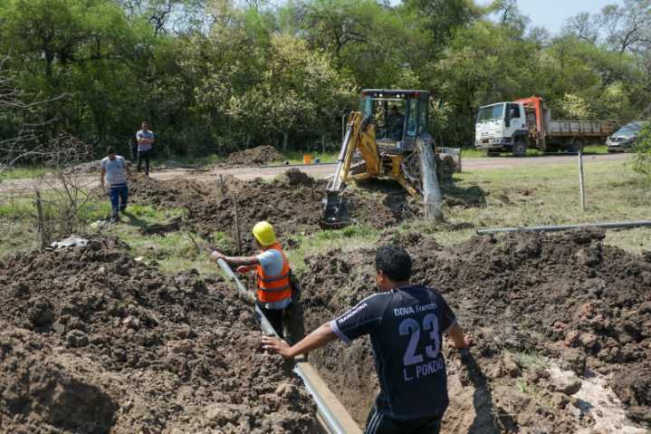 Familias del barrio Casas de Campo podrán acceder al agua potable tras décadas de espera