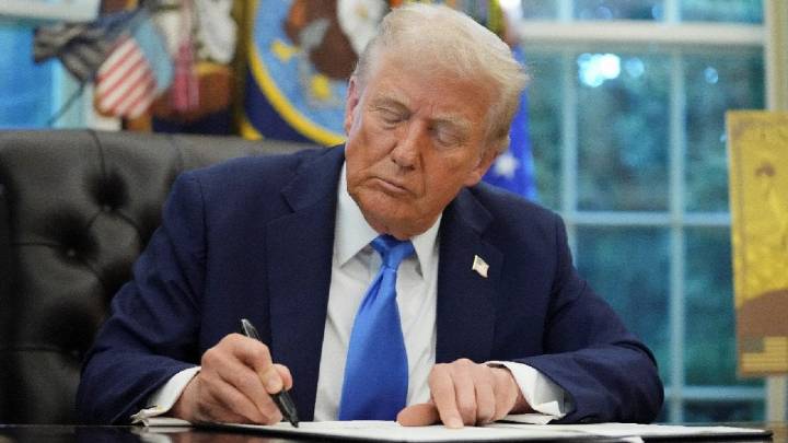After Ex-FBI Director Comey, Trump Hints At More Political Opponents To Be Prosecuted
