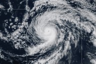 Hurricane Kiko is weakening on a forecast path expected to take it north of Hawaii